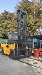 Montacargas diésel Komatsu 160 de 6 toneladas usado original de Japón con desplazador lateral para almacén, puerto, fábrica, construcción, etc. - Product Image 2