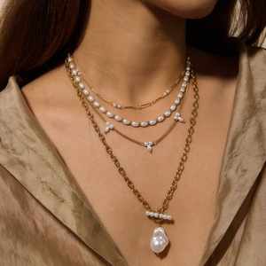 Gioielli dal Design Originale J&D, Raffinata Collana Classica Placcata Oro 18K in Acciaio Inossidabile con Perla Barocca in Vetro e Chiusura <span class=keywords><strong>a</strong></span> T - Product Image 1