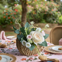 Panier en osier tressé de style européen classique et romantique avec doublure en plastique pour fleurs de mariage ou décoration intérieure