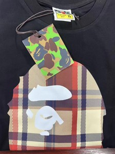 Camiseta de Alta Calidad, Versión 1:1, Disponible en Stock, con Letras Impresas con Láser, 100% Algodón, Casual, Transpirable, para Hombre, a la Moda, Diseño Bapees - Product Image 4