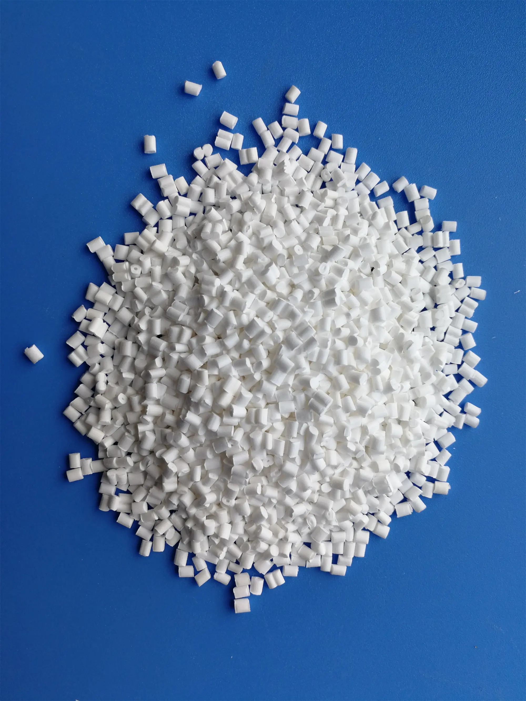 Hoge Zuiverheid Fabriek Prijs Homopolymer Pp Vlamvertragende Masterbatch YFPP-300 Plastic Pellets Plastic Masterbatch