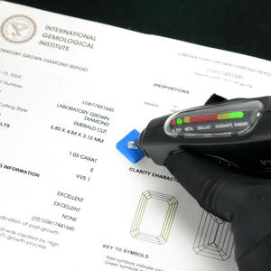 เพชรทรงเหลี่ยมมรกตเพาะเลี้ยงในห้องปฏิบัติการ ได้รับการรับรองจาก IGI สี DEF ความสะอาด VVS/VS1 น้ำหนัก 1-7 กะรัต ผลิตด้วยวิธี HPHT CVD ยี่ห้อ Goldleaf - Product Image 6