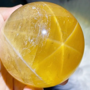 CrystalHola Sphère de cristal de quartz citrine naturelle polie de 8-8,5 cm, motif floral jaune, pour la décoration de la maison - Product Image 1