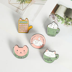 Épingle en émail drôle mignon de collection de chat de <span class=keywords><strong>café</strong></span> insignes de calculatrice broches de tasse de crème glacée épinglettes de chat barbu paresseux - Product Image 4
