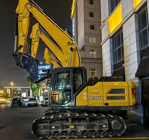 Excavadora de cadenas XE205GA amarilla de servicio pesado para movimiento de tierras, 1 año de garantía, 129 kW de potencia, cucharón de 1.1 m, motor de excavación de alta profundidad, caja de cambios. - Product Image 2
