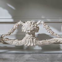 Table de console d'entrée sculptée en bois massif de couleur blanche antique au design de luxe pour villa