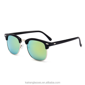 แว่นกันแดดทรงสี่เหลี่ยมคลาสสิก แว่นกันแดดสำหรับทุกเพศ - Product Image 2