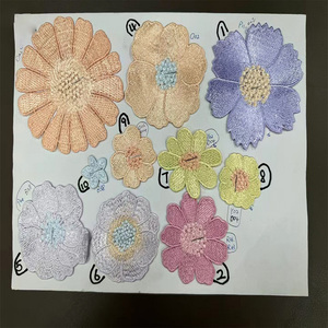 Phụ Nữ Của Quần Áo Phụ Kiện Tự Làm Crochet Mô Hình Đính May Các Bản Vá Lỗi Đa-Màu 3D Thêu 100% <span class=keywords><strong>Polyester</strong></span> Rèm Cửa - Product Image 6