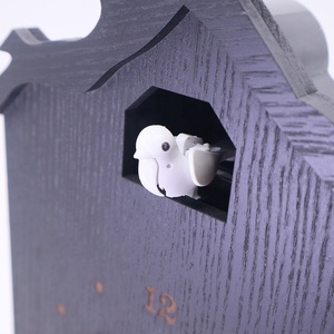 Cuckoo Cartoon Bird MDF madera decorativo buen Reloj de pared de cuarzo negro, blanco - Product Image 3