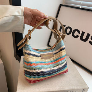 Nouveau <span class=keywords><strong>Sac</strong></span> à Bandoulière Femme Tendance 2024 Style Bohème – Sacs à Main Rayés en Matière Tressée pour Femme - Product Image 4