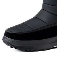 Nouvelles bottes de neige pour hommes imperméables noires, classiques, antidérapantes, confortables, chaudes, mi-mollet, semelle épaisse, légères, décontractées, chaussures d'hiver pour l'extérieur