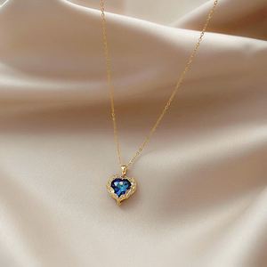 Collana Ocean Heart, Acciaio Inossidabile Placcato Oro 18K, Ciondolo Unico a Forma di Cuore, Catena <span class=keywords><strong>per</strong></span> Clavicola di Lusso Leggero alla Moda <span class=keywords><strong>per</strong></span> Donne - Product Image 3