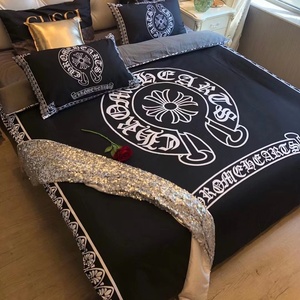 Juego de Sábanas de Lujo de Cuatro Piezas con Rayas y Estampado Digital, Marca de Moda para Comercio Exterior Transfronterizo - Product Image 1