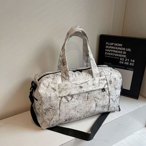 Sac de voyage et de sport grande capacité personnalisé pour homme et femme, idéal pour les voyages d'affaires courts, la randonnée et le sport - Product Image 3