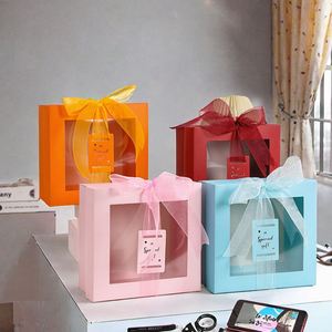 Boîtes cadeaux pliables biodégradables personnalisées avec fermeture magnétique, poignée, couvercle à fenêtre, vernissage UV, diverses options - Product Image 4