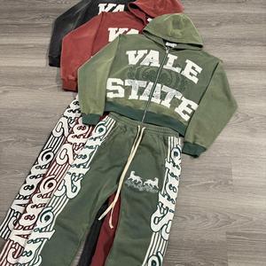 ชุดเซ็ตเสื้อฮู้ดดี้ปักลายแบบดิสเทรส พร้อมกางเกงสเวตแพนท์ ลวดลายฟอกสีแบบแอซิดวอช  คุณภาพสูง  พร้อมโลโก้ปักแบบกำหนดเอง - Product Image 3