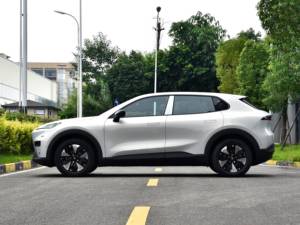 2026新车深蓝S05 2026 520Lite纯电动版5门5座2WD畅销纯电动车 - Product Image 4