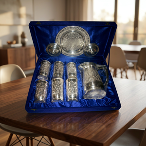 Juego de Limonera de Metal de Latón Moderno y Elegante con Jarra de Vidrio Plateada para Vajilla Navideña y Regalos Promocionales - Product Image 2