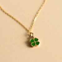 Collier pendentif trèfle en émail vert plaqué or 14 carats Milskye 2022, petit bijou adorable