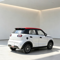 Nouvelle Voiture Électrique Urbaine Populaire à 5 Portes, Petite Voiture Électrique à Basse Vitesse, Véhicule Électrique Mini 4 Places Haute Performance pour Usage Familial Quotidien