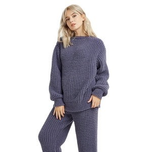 Venta al por mayor suave cálido cómodo Fuzzy Fleece Lounge Wear poliéster mujeres ropa de dormir pijama conjunto <span class=keywords><strong>YLY</strong></span> - Product Image 1