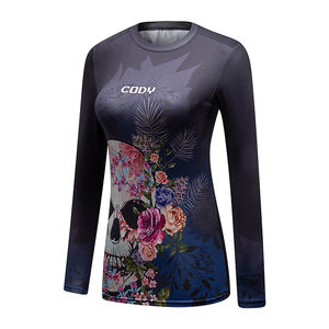Haut de surf à manches longues imprimé UV pour femmes, logo personnalisé, sublimation, compression, rash guard pour femmes - Product Image 2