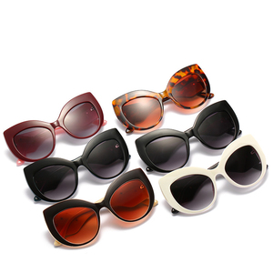 2019 nueva moda gran marco mujeres <span class=keywords><strong>De</strong></span> tonos <span class=keywords><strong>De</strong></span> diamantes <span class=keywords><strong>De</strong></span> imitación <span class=keywords><strong>De</strong></span> <span class=keywords><strong>lujo</strong></span> Gafas <span class=keywords><strong>De</strong></span> Sol <span class=keywords><strong>De</strong></span> lente <span class=keywords><strong>De</strong></span> Gafas <span class=keywords><strong>De</strong></span> Sol - Product Image 6