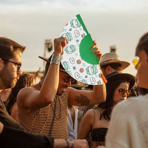 9 Inch Advertising Customize PP/<b>PS</b> Material Plastic Handle Folding Fabric Hand Fans Printing Design Pattern Business Gift - Product Image 2
