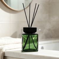 Bouteille diffuseur de parfum en verre côtelé carré de 1L avec logo personnalisé, bouchon en bois et bouchon intérieur, format Jumbo, pour marques américaines et britanniques, OEM
