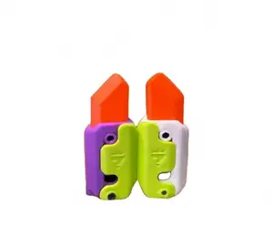 Nuevos productos de tendencia llegadas Tiktok juguete de descompresión cuchillo de gravedad 3D juguete rábano salto de gravedad
