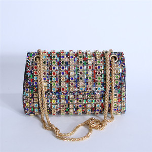 Borsa con Strass alla Moda 2024 di Alta Gamma, Raffinata ed Elegante, Essenziale da <span class=keywords><strong>Sera</strong></span> per Donna - Product Image 6