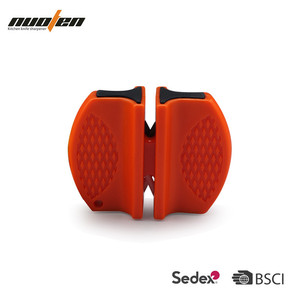 Afilador de cuchillos pequeño para exteriores con llavero, plástico ABS, carburo de tungsteno, cerámica, fácil de transportar para montañismo - Product Image 4