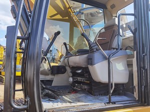 รถขุดไฮดรอลิกตีนตะขาบ Caterpillar CAT 330C มือสอง คุณภาพสูง ราคาโรงงาน มีสินค้าในสต็อกพร้อมขาย - Product Image 6