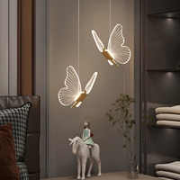 Lustre Papillon Artistique de Luxe à LED, Suspension Multi-têtes pour Escalier, Lampe de Plafond en Acrylique Doré pour Hôtel, Café, Magasin