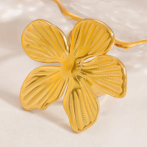 Flower Gold Color <b>Bracelet</b> Ring <b>Set</b> Women's Jewelry Everyday Wear 18K Gold Plated Pearl Inlay Bezel Setting - Product Image 4