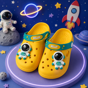 Ciabatte Sportive per Bambini Gialle con Suola in PVC EVA Spessore 15mm Tomaia in Plastica Taglia 24-29 - Product Image 1