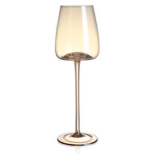 Verres <span class=keywords><strong>à</strong></span> vin soufflés <span class=keywords><strong>à</strong></span> la main de haute qualité, légers, clairs et personnalisables pour les mariages et les événements de luxe - Product Image 4