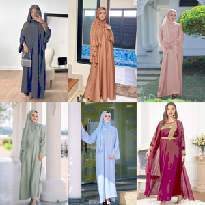 ชุดเดรสยาวพิมพ์ลายแฟชั่นสำหรับผู้หญิงมุสลิม คอวี แขนยาว เสื้อผ้าแบบดั้งเดิมของอาหรับและมาเลย์ เสื้อผ้าผู้หญิง - Product Image 5