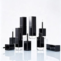 Tubes de gloss à lèvres carrés noirs en plastique de 8 ml avec bouchon à vis, tube cosmétique personnalisé pour gloss à lèvres et faux cils, en stock