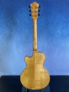 Yunzhi-Guitare <span class=keywords><strong>de</strong></span> jazz Archtop en érable flammé 15 pouces au choix avec corps en épicéa massif et touche en ébène fabriqués à la main - Product Image 3