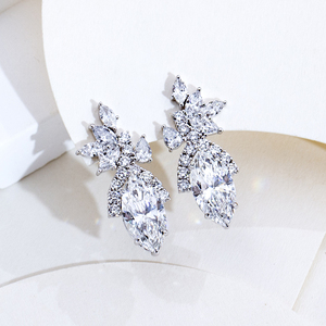 Boucles d'oreilles Messi Jewelry MSE-838 en or blanc 18 carats avec diamants marquise pour femmes - Product Image 2