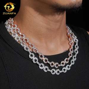 Catena Cubana Moissanite Placcata Oro Rosa con Grandi Pietre Lucide da 12mm e Collegamenti a Croce Infinita - Product Image 2