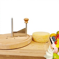 Râpe à fromage et chocolat manuelle 2-en-1 - Lame en acier inoxydable à haute teneur en carbone, bord dentelé, manche en bois, lavage à la main uniquement