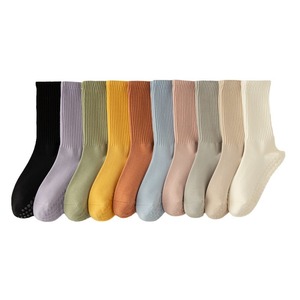 Yoga Socks Non Slip Mid Calf Professional Fitness Pilates Sports Socks Solid Color All Seasons Anti Slip Sweat Absorbing - Product Image 2