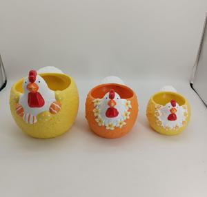 Maceta de cerámica decorativa hecha a mano para pollos y rozadores, diseño nuevo, ideal para decoración de jardín y Pascuas - Product Image 1