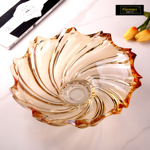 Plateau à fruits et collations de style européen minimaliste en verre cristal, idéal pour la table basse à la maison, avec compartiments pour fruits secs - Vente en gros - Product Image 4