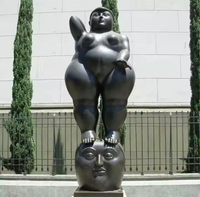 Grande statue de Fernando Botero en métal personnalisée pour l'extérieur Sculpture en bronze de yoga Grosse dame Sculpture en bronze Grosse femme