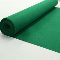 Vente en gros rouleaux de feutre non tissé personnalisés perforés à l'aiguille tapis antidérapant pour la célébration d'exposition de scène de mariage