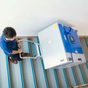 Chariot à monter les escaliers grimpeur chariot roue chenille électrique escalade marcheur 3 pour travail escalier chaise alimenté par batterie Machine - Product Image 6