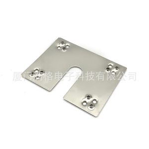 Placa de puesta a tierra de acero inoxidable para panel fotovoltaico con diseño de orificios y recortes - Product Image 3